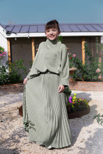 Load image into Gallery viewer, Faith Camelia in Tea Green (Kids)
