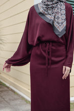 Load image into Gallery viewer, Nessa Tie - Dress in Maroon
