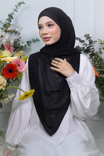 Load image into Gallery viewer, Daisy Shawl in Black
