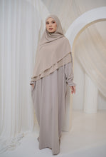 Load image into Gallery viewer, Sumayya 2.0 in Pearl Blush
