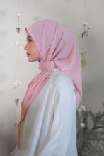 Load image into Gallery viewer, Lily Tri-Chiffon in Soft Pink (Display)
